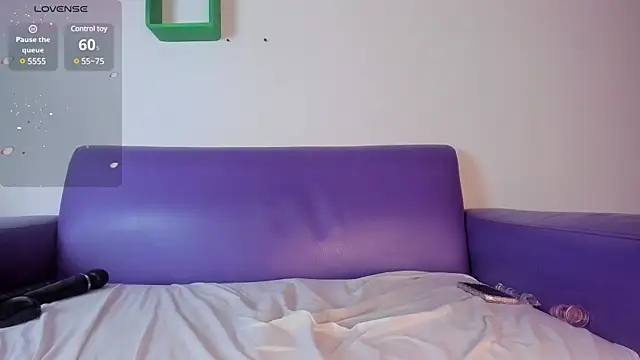 Megannklein online show from February 18, 2025, 10:47 pm