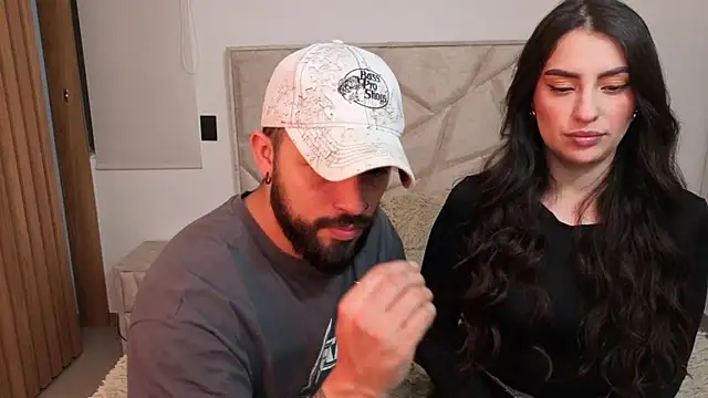 teseo and afroditha  online show from September 10, 2025, 3:39 am