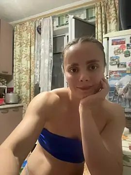 Snapshot of AlisaKissss chatting on June 23, 2026, 7:23 pm AlisaKissss online show from June 23, 2026, 7:23 pm