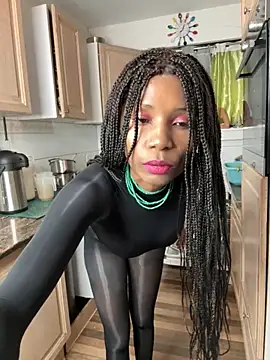 Shantel-Olivia online show from November 25, 2025, 8:36 am