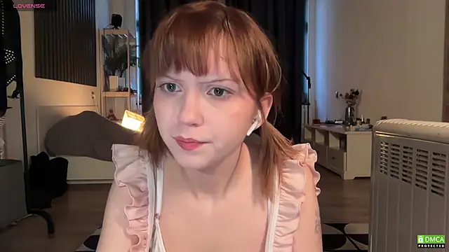 Snapshot of electric_babe chatting on November 25, 2025, 11:54 am electric babe online show from November 25, 2025, 11:54 am