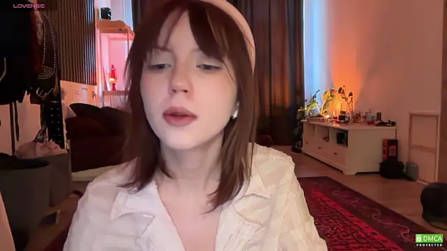 Snapshot of electric_babe chatting on February 21, 2026, 1:45 pm electric babe online show from February 21, 2026, 1:45 pm