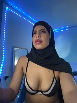 JannaNader12 online show from October 30, 2025, 11:38 pm