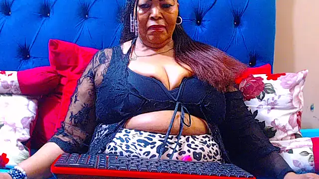 ebonycandy10 online show from October 1, 2025, 6:19 am