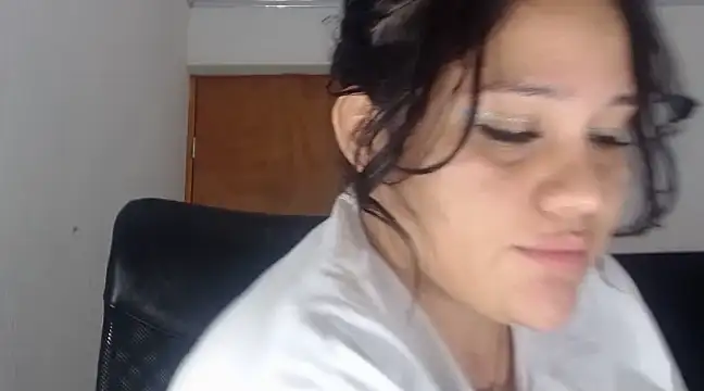 melissa4855 online show from January 6, 2025, 1:31 am