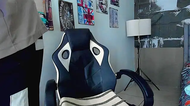 jaden 98  online show from July 17, 2026, 6:02 pm