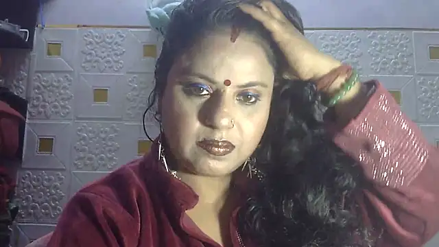 Snapshot of Sexy_komolika chatting on January 28, 2025, 12:43 pm Sexy komolika online show from January 28, 2025, 12:43 pm