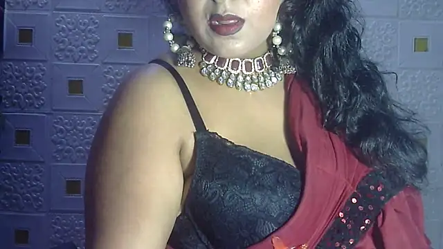 Snapshot of Sexy_komolika chatting on February 2, 2025, 4:54 pm Sexy komolika online show from February 2, 2025, 4:54 pm