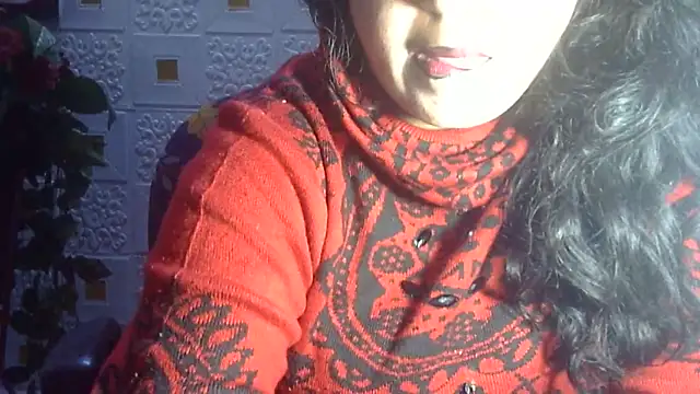 Snapshot of Sexy_komolika chatting on February 8, 2025, 6:01 pm Sexy komolika online show from February 8, 2025, 6:01 pm