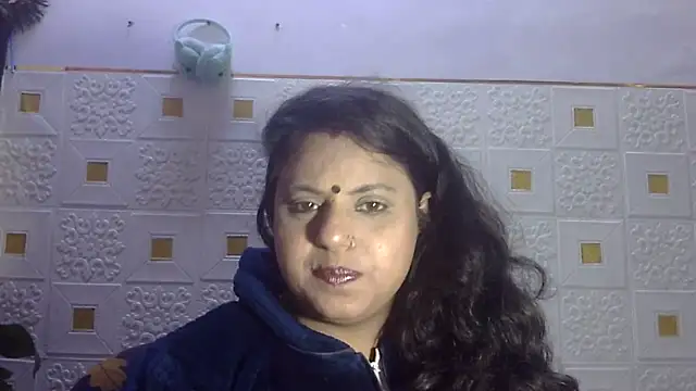 Snapshot of Sexy_komolika chatting on February 11, 2025, 3:51 pm Sexy komolika online show from February 11, 2025, 3:51 pm