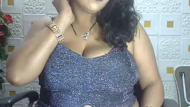 Snapshot of Sexy_komolika chatting on March 1, 2025, 4:33 pm Sexy komolika online show from March 1, 2025, 4:33 pm