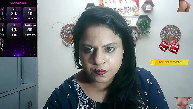 Snapshot of Sexy_komolika chatting on October 22, 2025, 2:17 pm Sexy komolika online show from October 22, 2025, 2:17 pm