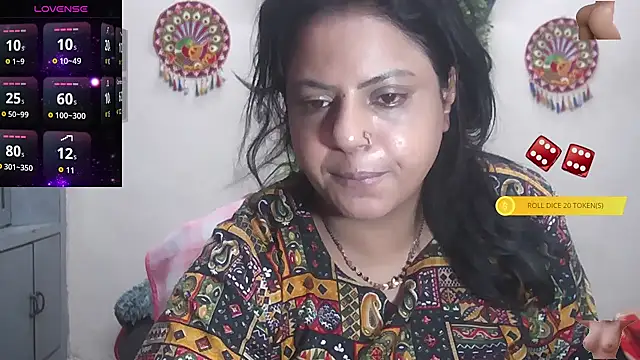 Snapshot of Sexy_komolika chatting on October 28, 2025, 11:07 pm Sexy komolika online show from October 28, 2025, 11:07 pm