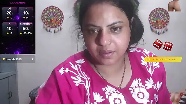 Snapshot of Sexy_komolika chatting on October 29, 2025, 10:55 pm Sexy komolika online show from October 29, 2025, 10:55 pm