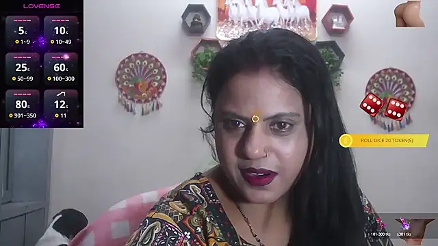 Snapshot of Sexy_komolika chatting on November 2, 2025, 2:08 pm Sexy komolika online show from November 2, 2025, 2:08 pm