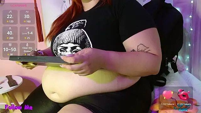 Snapshot of HECATE_23 chatting on January 15, 2025, 1:09 pm HECATE 23 online show from January 15, 2025, 1:09 pm