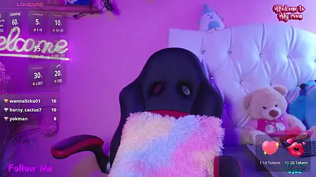 Snapshot of HECATE_23 chatting on January 30, 2025, 4:24 pm HECATE 23 online show from January 30, 2025, 4:24 pm