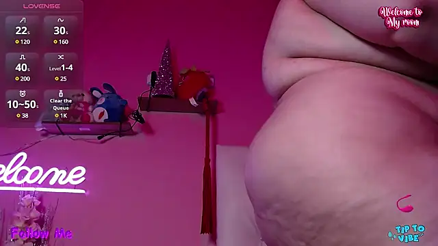 Snapshot of HECATE_23 chatting on February 22, 2025, 1:13 pm HECATE 23 online show from February 22, 2025, 1:13 pm