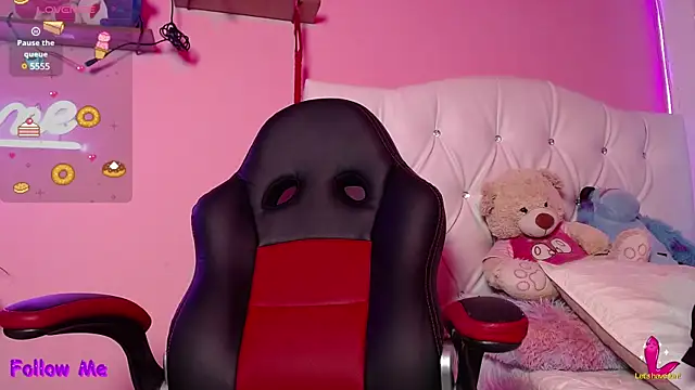 Snapshot of HECATE_23 chatting on March 22, 2025, 1:08 pm HECATE 23 online show from March 22, 2025, 1:08 pm