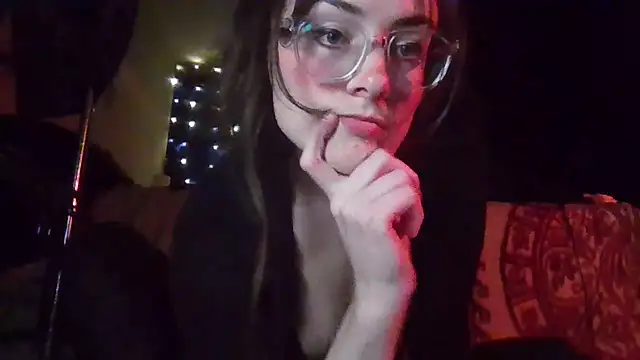 EyaDivine1 online show from November 30, 2025, 3:43 am