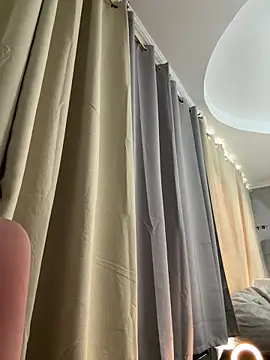 emiss  online show from February 27, 2025, 1:49 pm