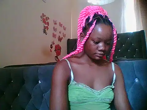 HotJeylee online show from December 4, 2025, 1:20 pm