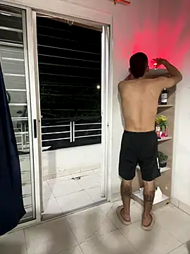 royalgirls x online show from October 9, 2025, 11:25 pm