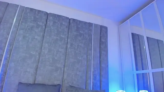 PaulinaDuarte online show from March 10, 2025, 3:41 pm