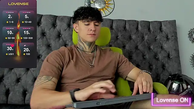 Jeins carter online show from February 17, 2025, 1:32 pm