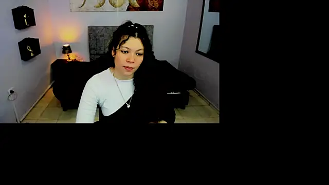 Snapshot of Lana_stone_ chatting on October 13, 2025, 4:12 am Lana stone online show from October 13, 2025, 4:12 am