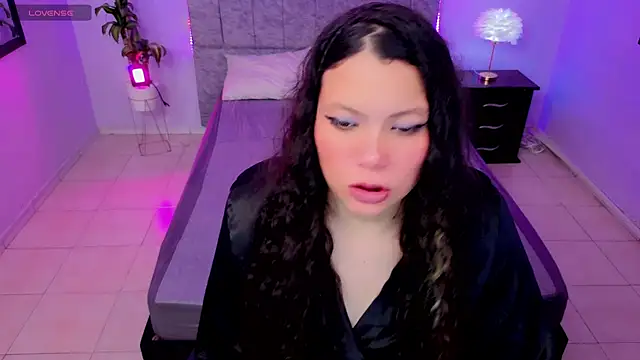 Snapshot of Lana_stone_ chatting on December 15, 2025, 4:06 am Lana stone online show from December 15, 2025, 4:06 am