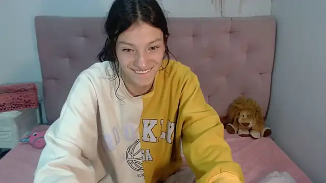 Emma-Wilson online show from March 15, 2025, 8:26 am