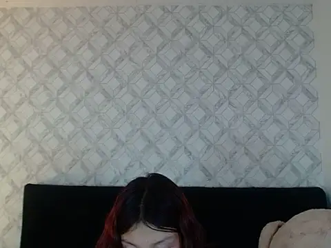 Emma-Wilson online show from November 13, 2025, 3:49 am