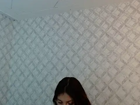 Emma-Wilson online show from April 10, 2026, 4:50 am