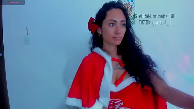 paula brunette online show from December 24, 2024, 3:38 am