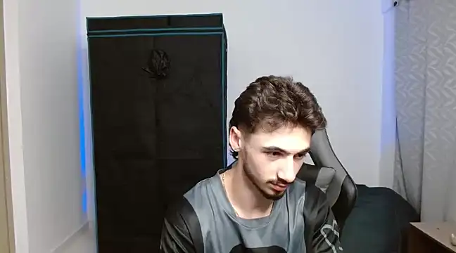 David Brown18 online show from December 1, 2024, 11:47 pm