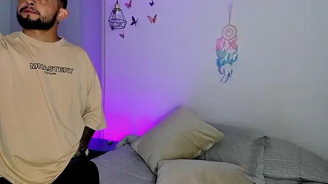 Snapshot of Chloe_Johnson_ chatting on March 12, 2026, 3:34 am Chloe Johnson online show from March 12, 2026, 3:34 am