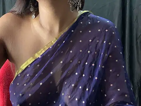 Sexy trisha  7 online show from February 7, 2025, 7:27 pm