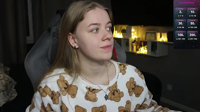 Snapshot of candy_maggie chatting on January 16, 2025, 4:50 pm candy maggie online show from January 16, 2025, 4:50 pm