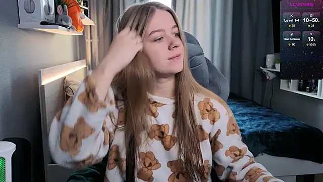 Snapshot of candy_maggie chatting on February 7, 2025, 9:37 am candy maggie online show from February 7, 2025, 9:37 am