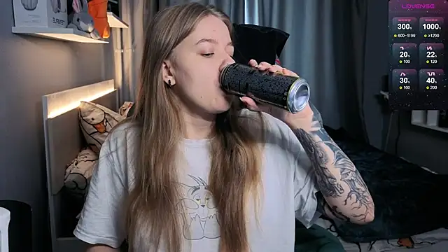 Snapshot of candy_maggie chatting on February 11, 2025, 9:09 am candy maggie online show from February 11, 2025, 9:09 am