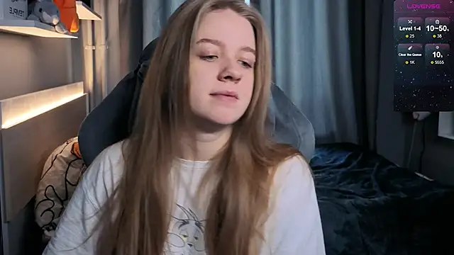 Snapshot of candy_maggie chatting on February 12, 2025, 9:20 am candy maggie online show from February 12, 2025, 9:20 am