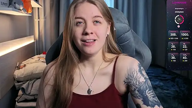 Snapshot of candy_maggie chatting on February 14, 2025, 12:47 pm candy maggie online show from February 14, 2025, 12:47 pm