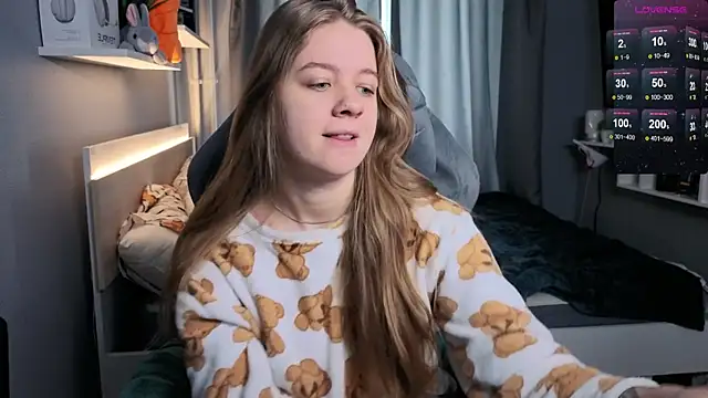 Snapshot of candy_maggie chatting on February 17, 2025, 11:02 am candy maggie online show from February 17, 2025, 11:02 am