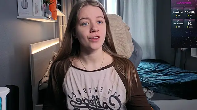 Snapshot of candy_maggie chatting on March 21, 2025, 8:50 am candy maggie online show from March 21, 2025, 8:50 am