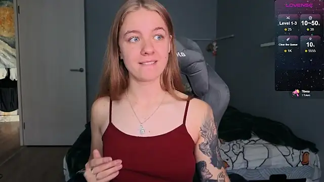 Snapshot of candy_maggie chatting on September 10, 2025, 10:59 am candy maggie online show from September 10, 2025, 10:59 am