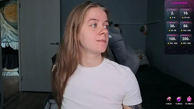 Snapshot of candy_maggie chatting on September 11, 2025, 9:31 am candy maggie online show from September 11, 2025, 9:31 am