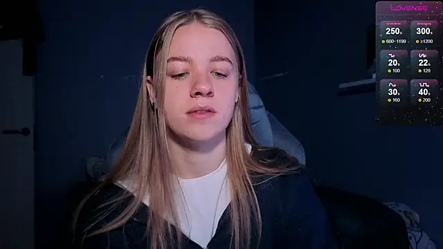 Snapshot of candy_maggie chatting on September 30, 2025, 5:29 pm candy maggie online show from September 30, 2025, 5:29 pm