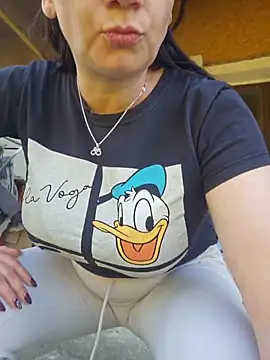 KristenVega online show from April 26, 2026, 11:41 am