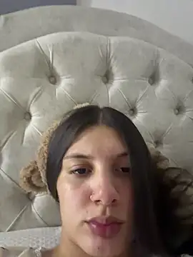 EmilyS   online show from February 16, 2026, 4:30 am